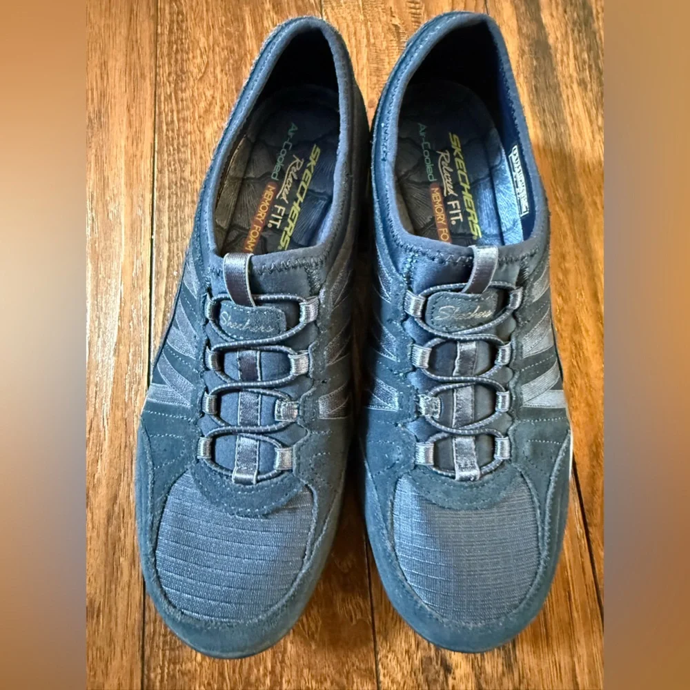 Skechers excellent